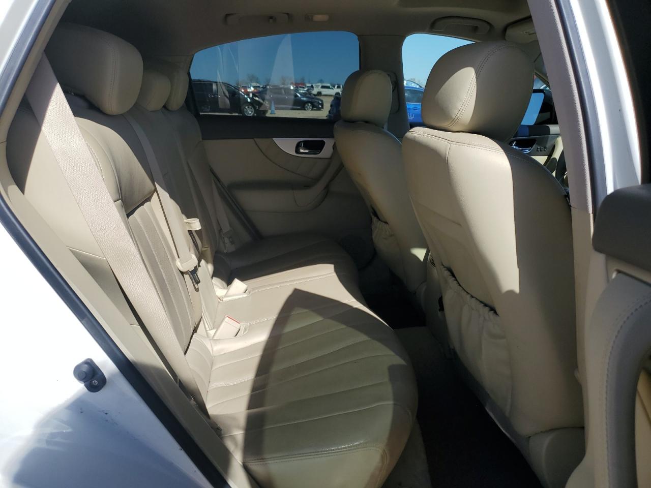 2012 Infiniti FX - Image 11