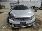 2018 Volkswagen Passat Se de vânzare în Des Moines, IA - Front End