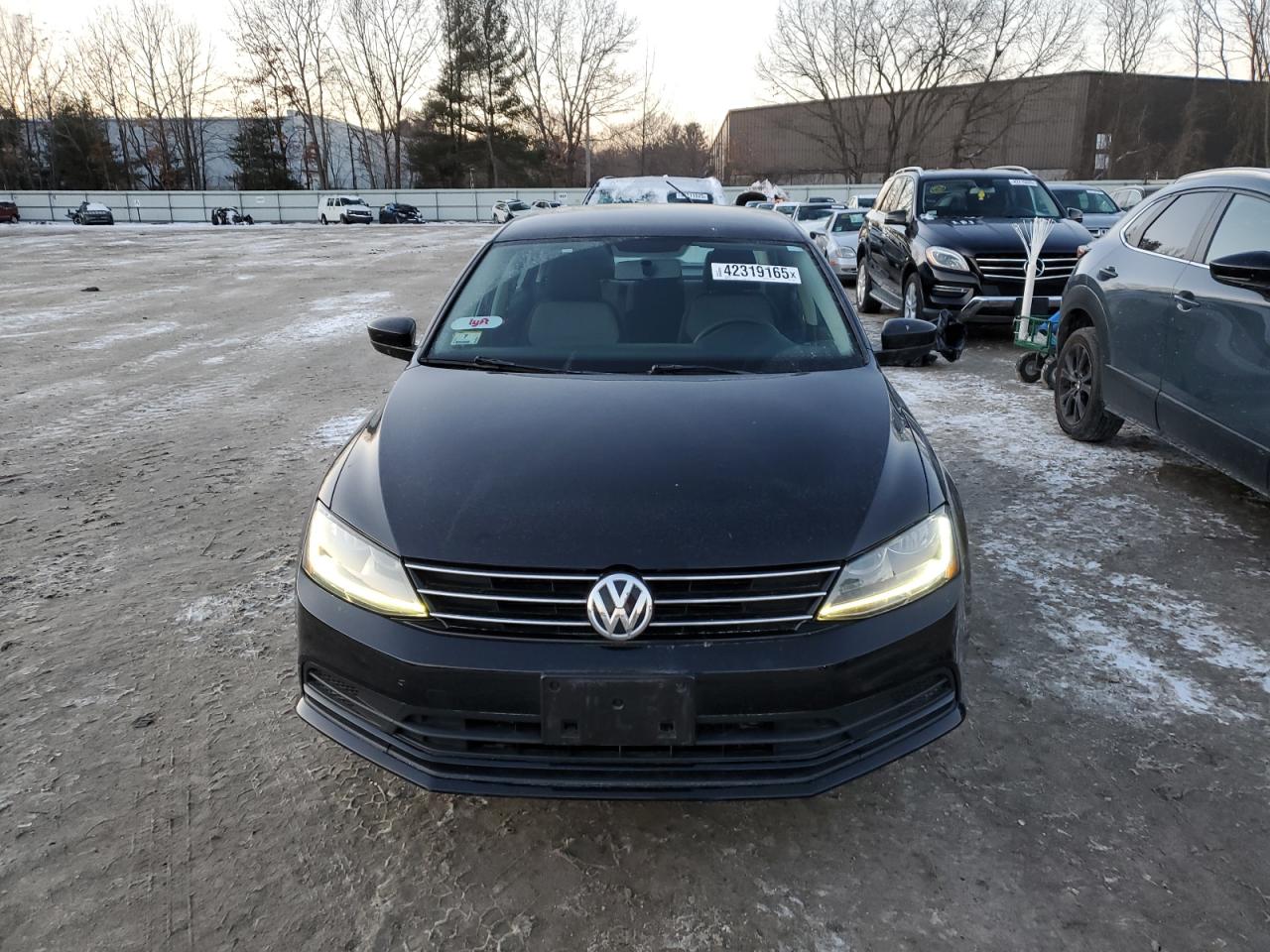 2017 Volkswagen Jetta - Image 5