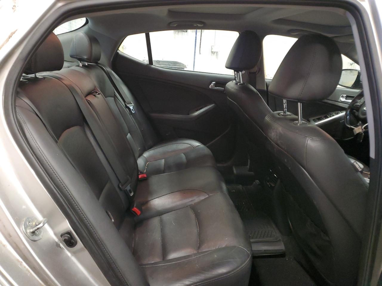 2014 Kia Optima - Image 10