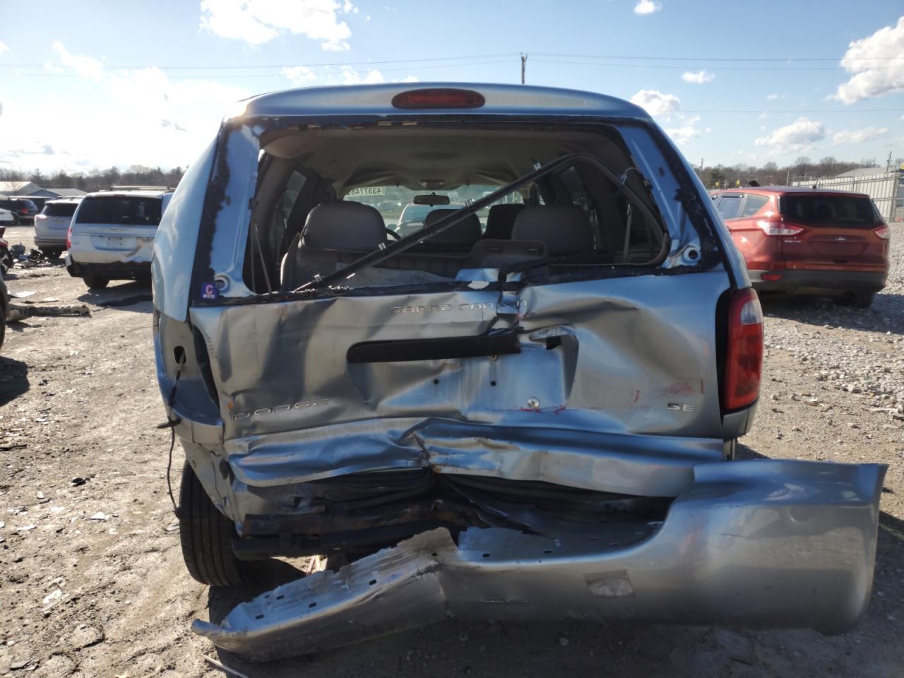 2003 Dodge Caravan - Image 6