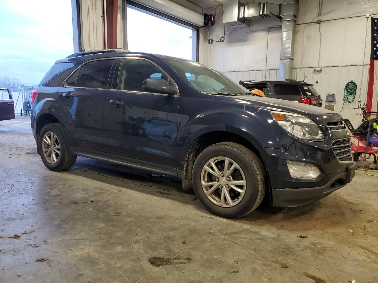 2017 Chevrolet Equinox - Image 4
