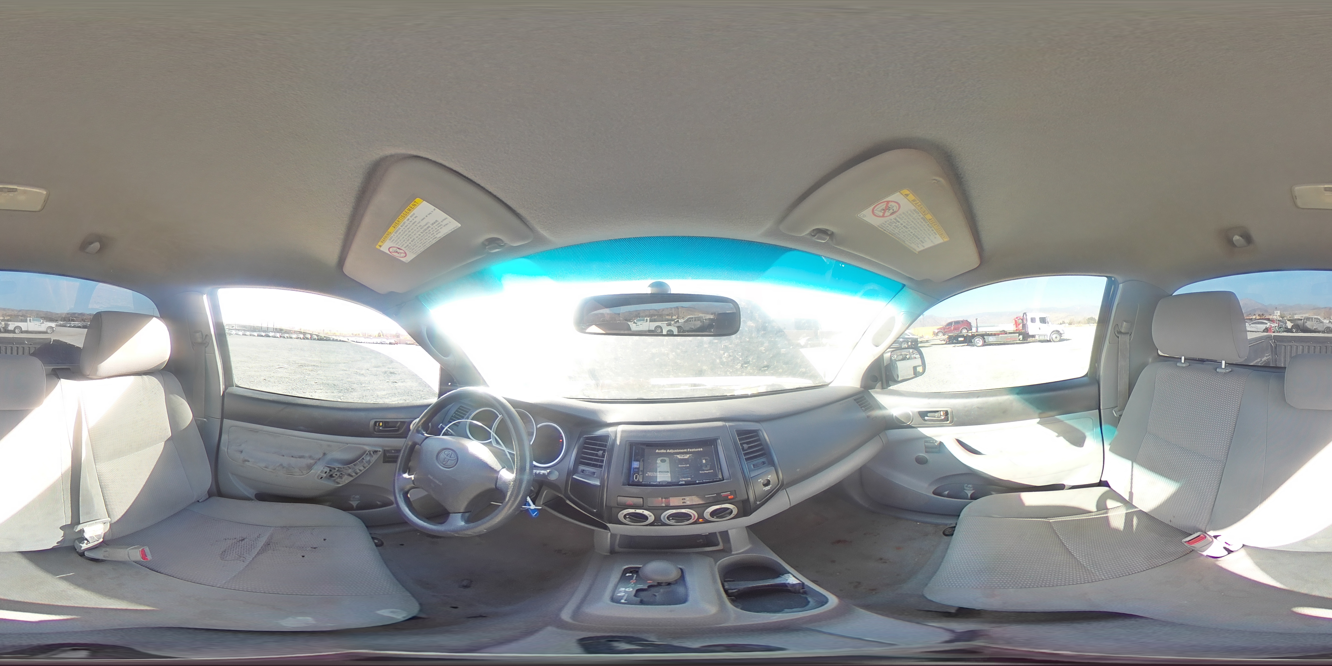 2005 Toyota Tacoma - Image 13