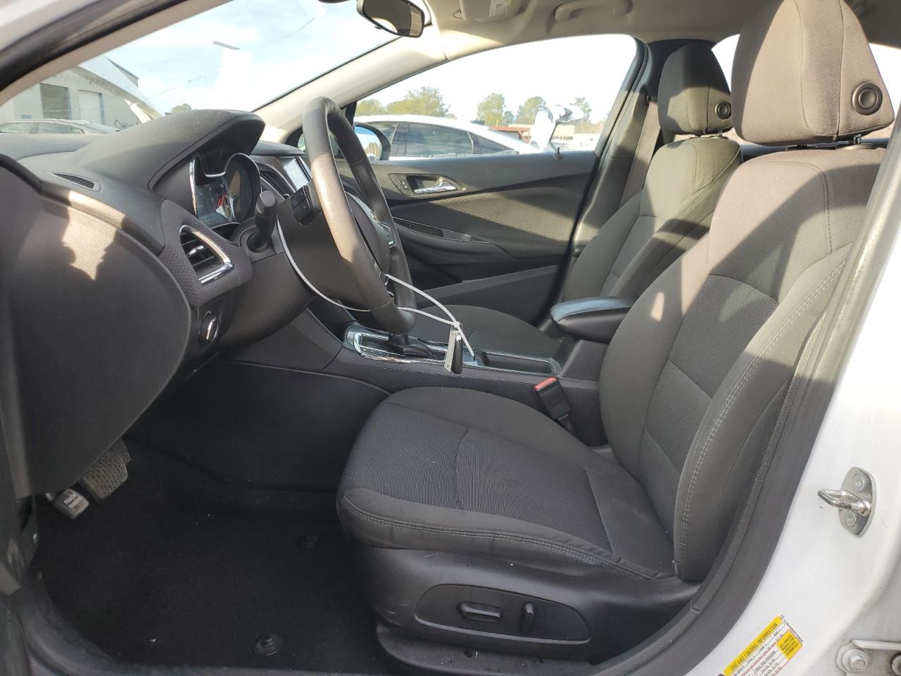 2017 Chevrolet Cruze - Image 7