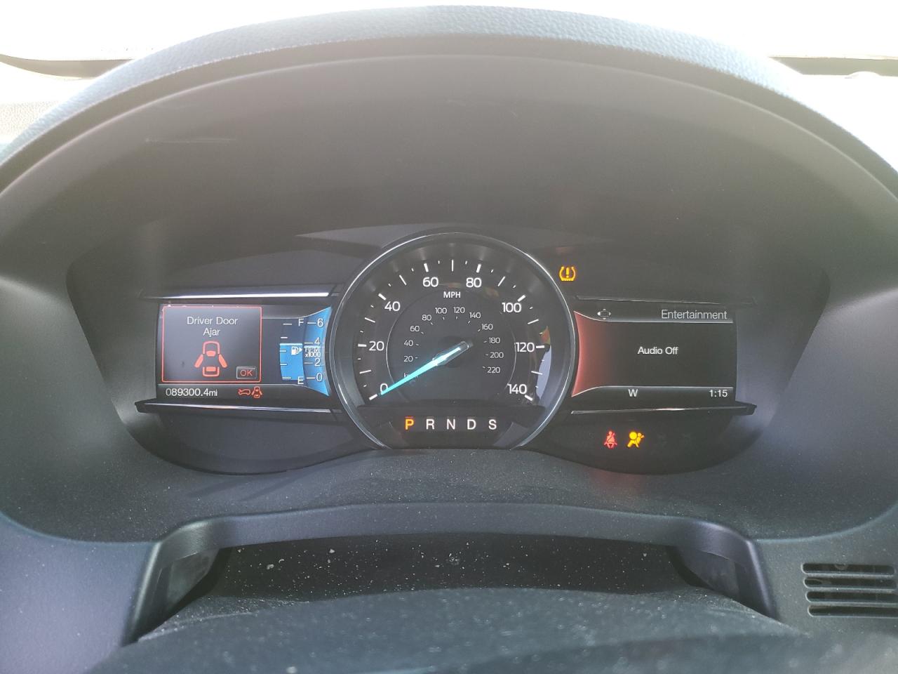 2016 Ford Explorer - Image 9