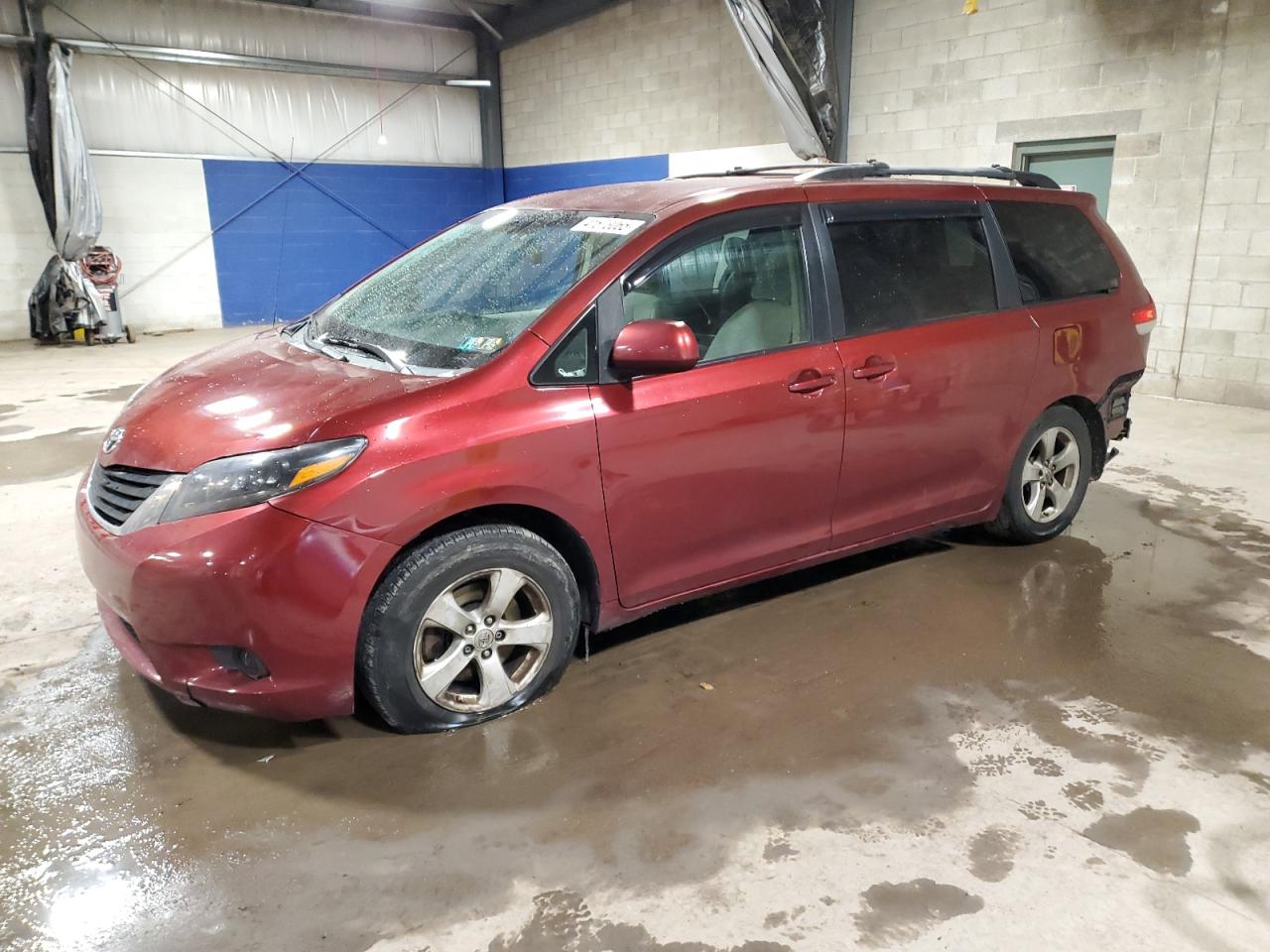 2011 Toyota Sienna - Image 1
