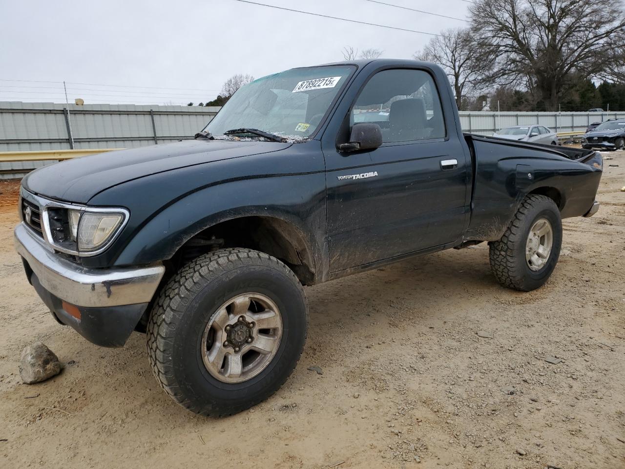 1996 Toyota Tacoma продається в Chatham, VA - All Over
