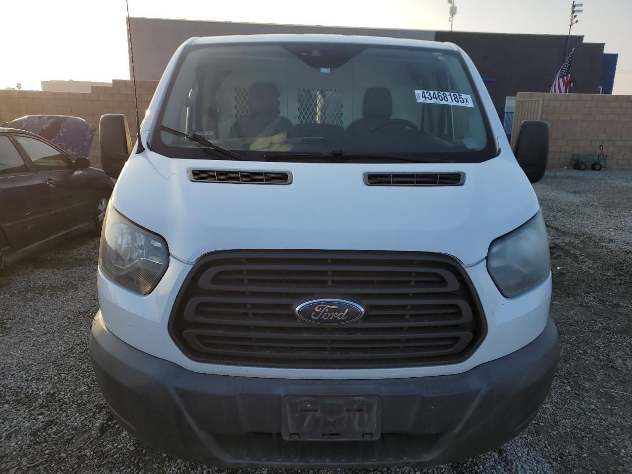 2016 Ford Transit - Image 5