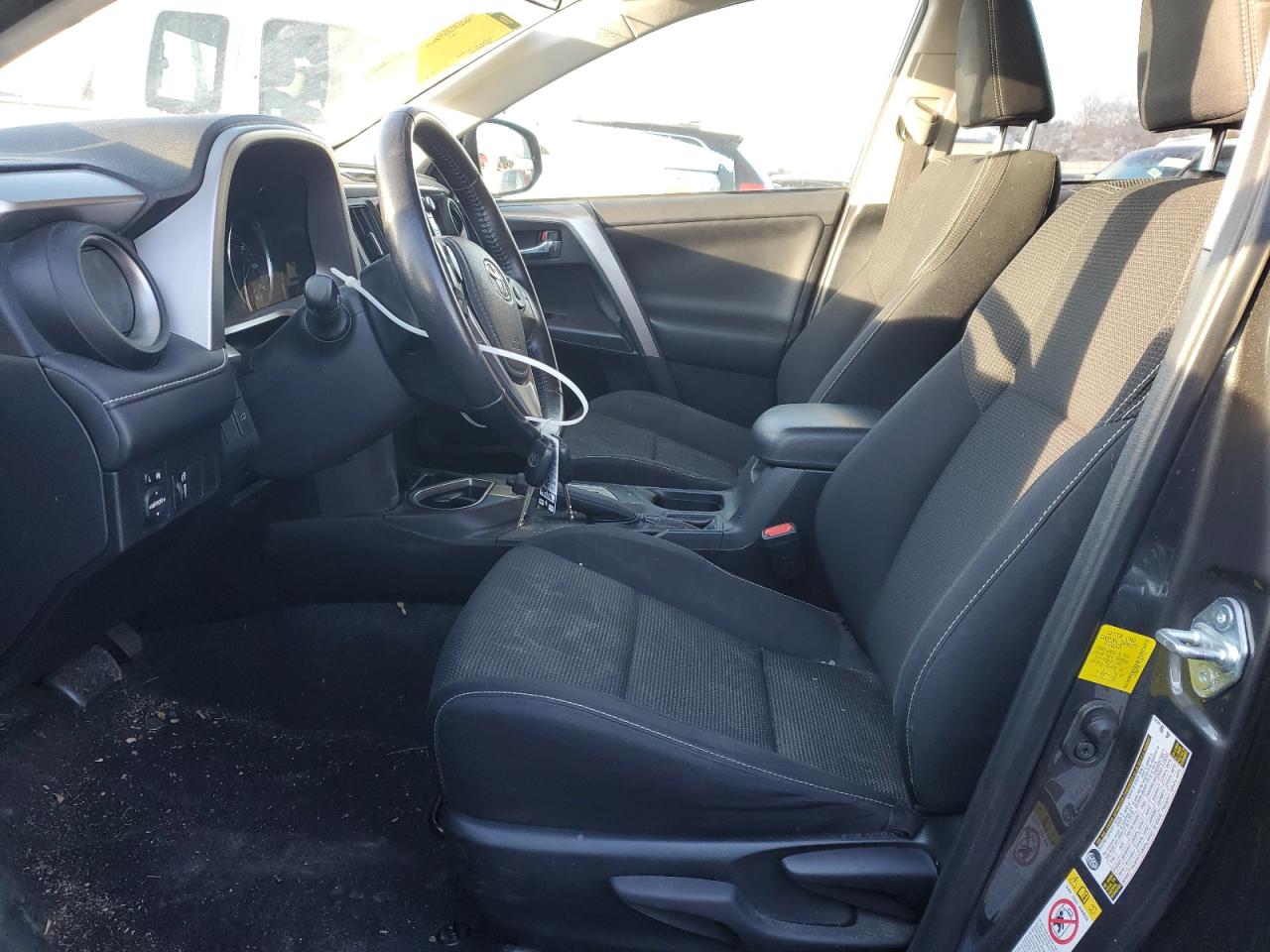 2016 Toyota RAV 4 - Image 7