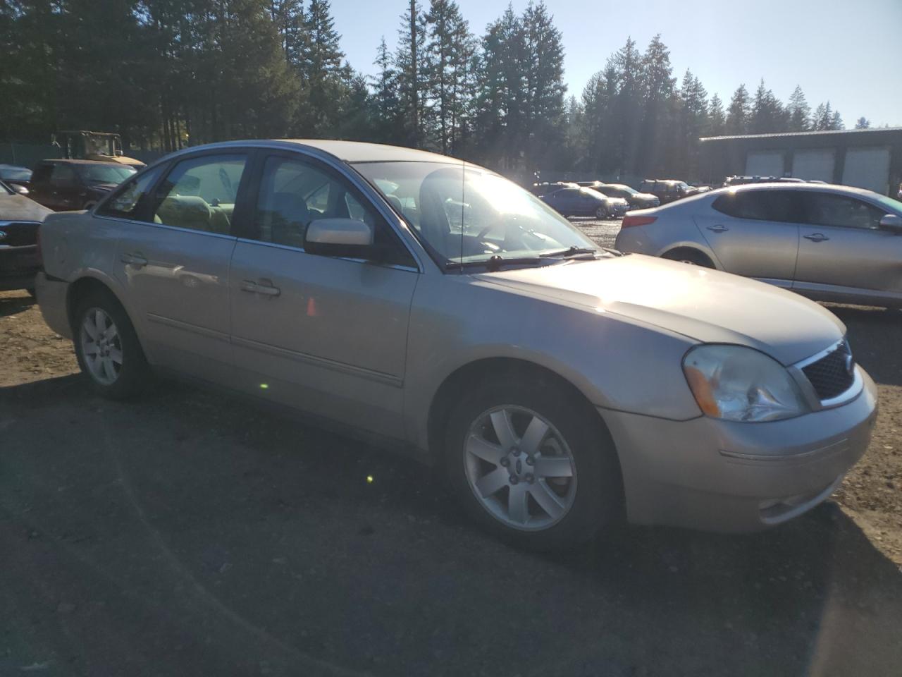 2005 Ford Five Hundred - Image 4