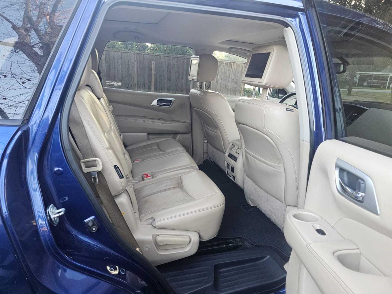 2018 Nissan Pathfinder - Image 6