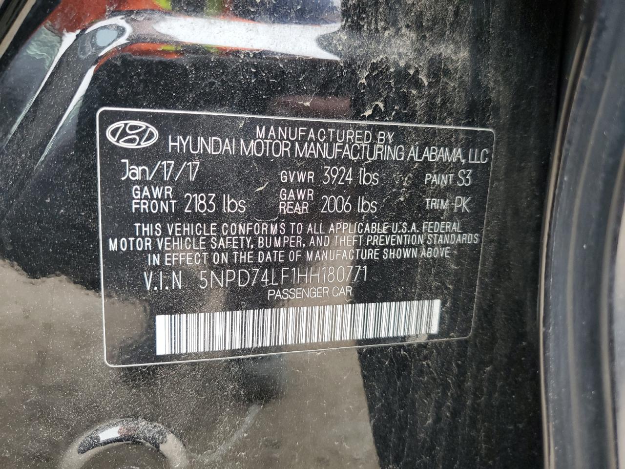 2017 Hyundai Elantra - Image 13