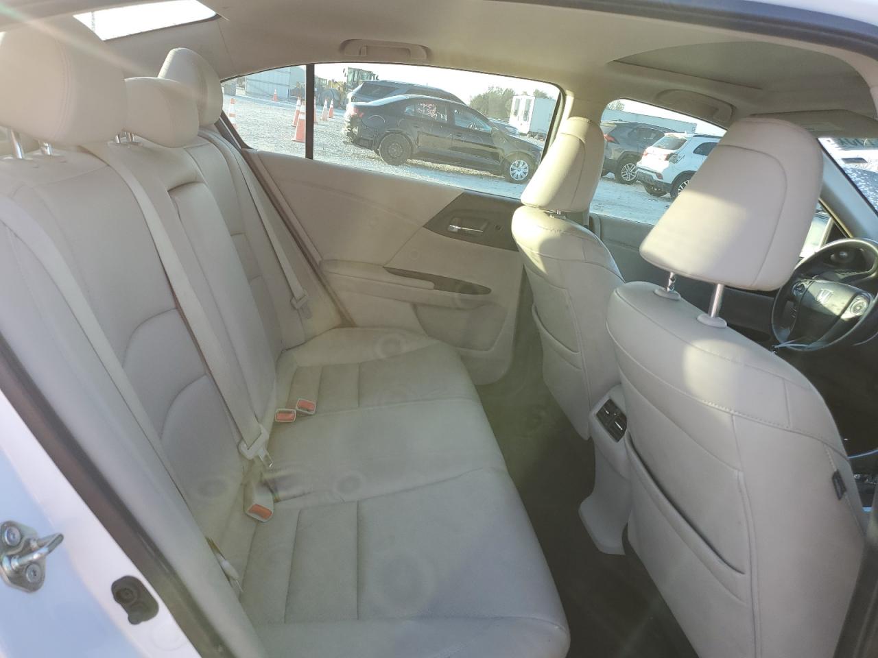 2015 Honda Accord - Image 10