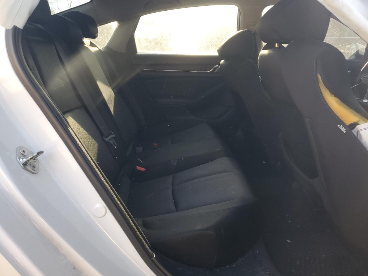 2018 Honda Accord - Image 10