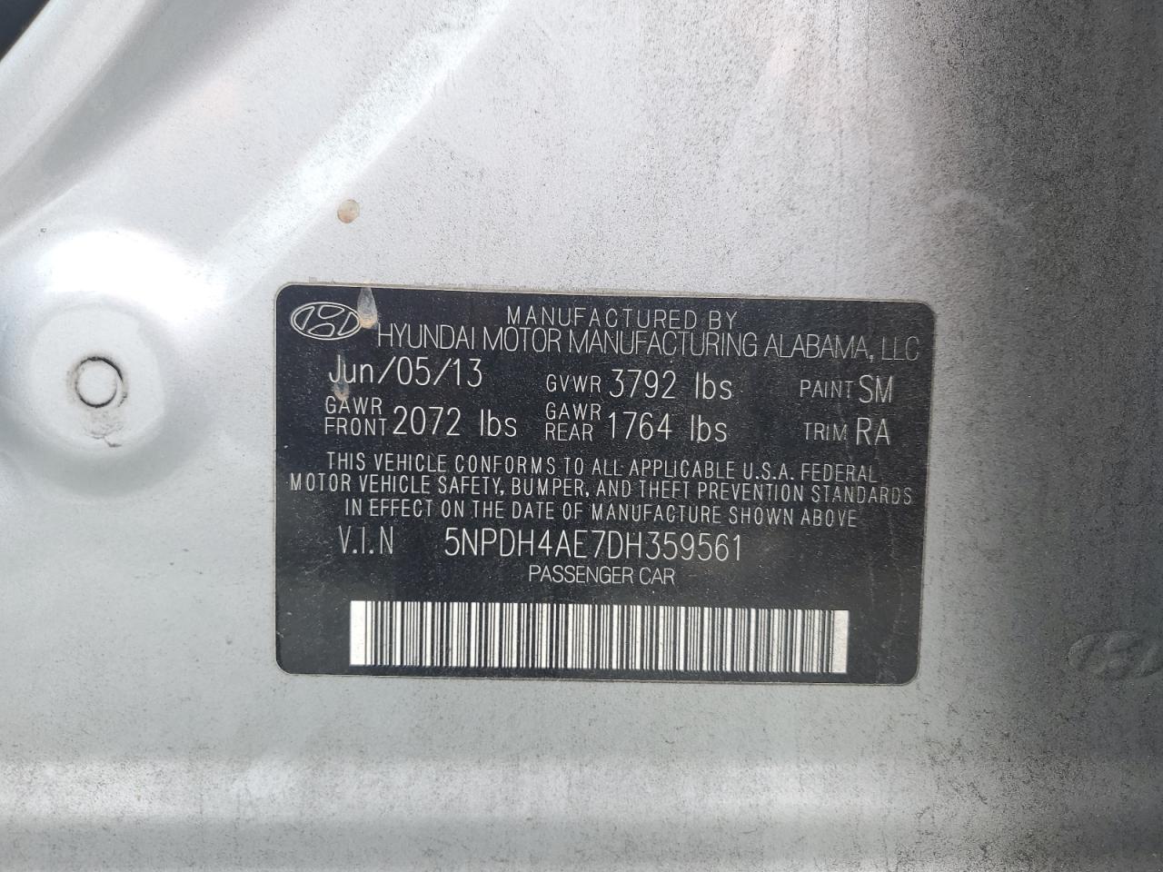 2013 Hyundai Elantra - Image 12