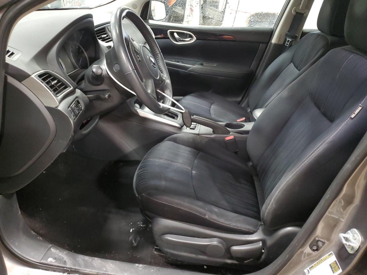 2016 Nissan Sentra - Image 7
