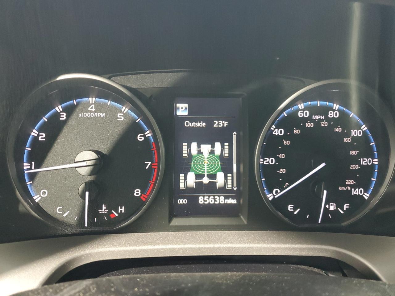 2018 Toyota RAV 4 - Image 9