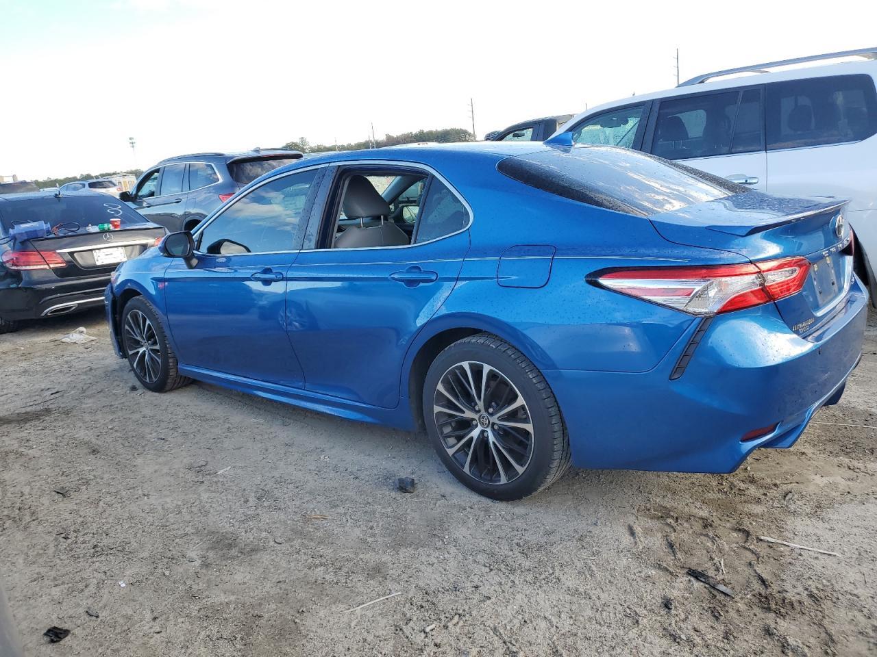 2020 Toyota Camry - Image 2