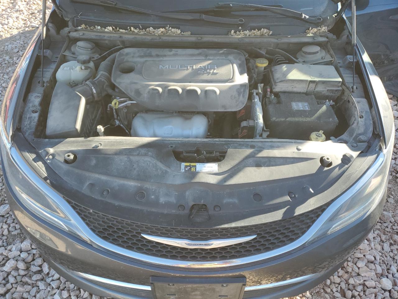 2015 Chrysler 200 - Image 11