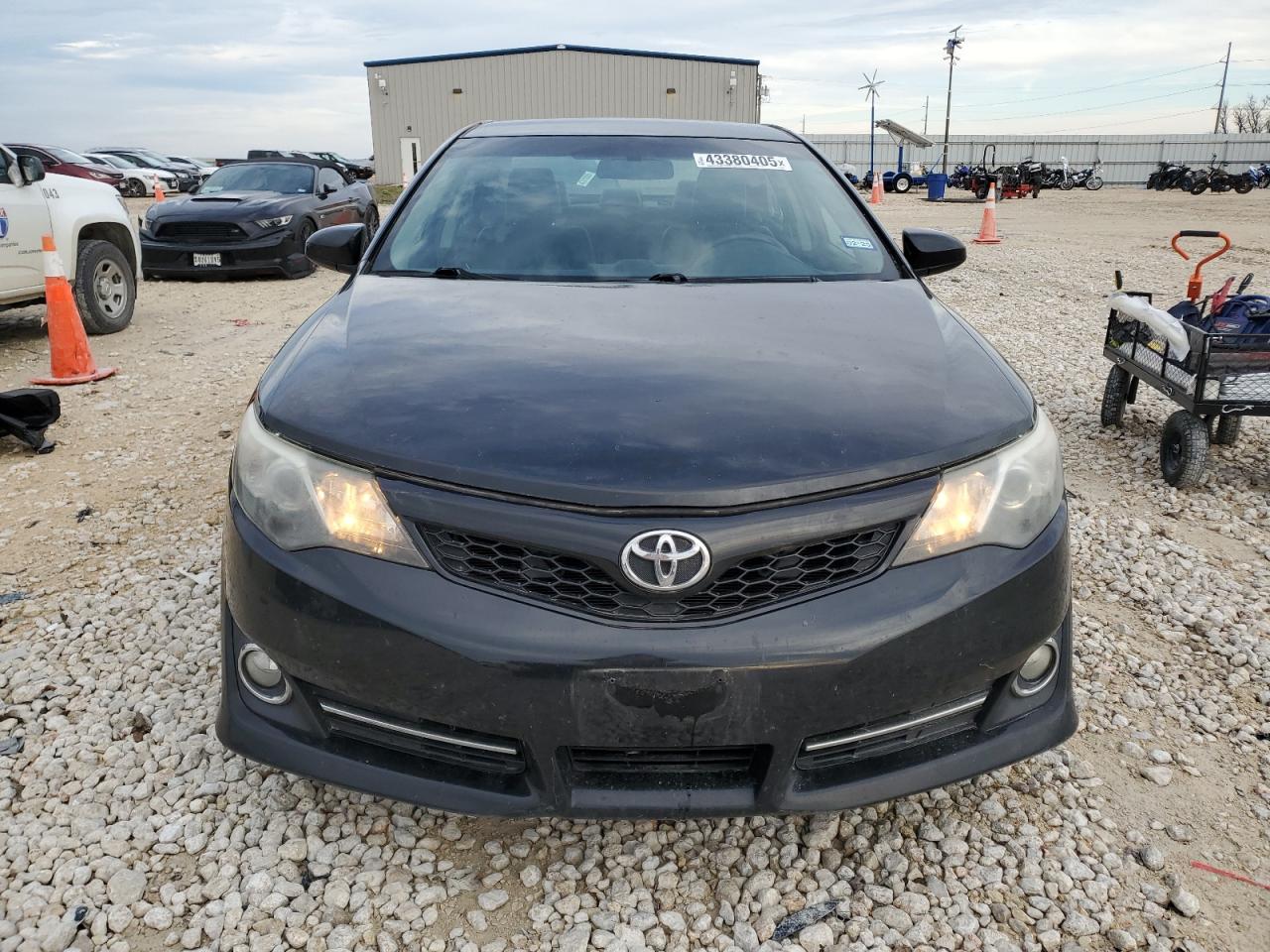 2013 Toyota Camry - Image 5