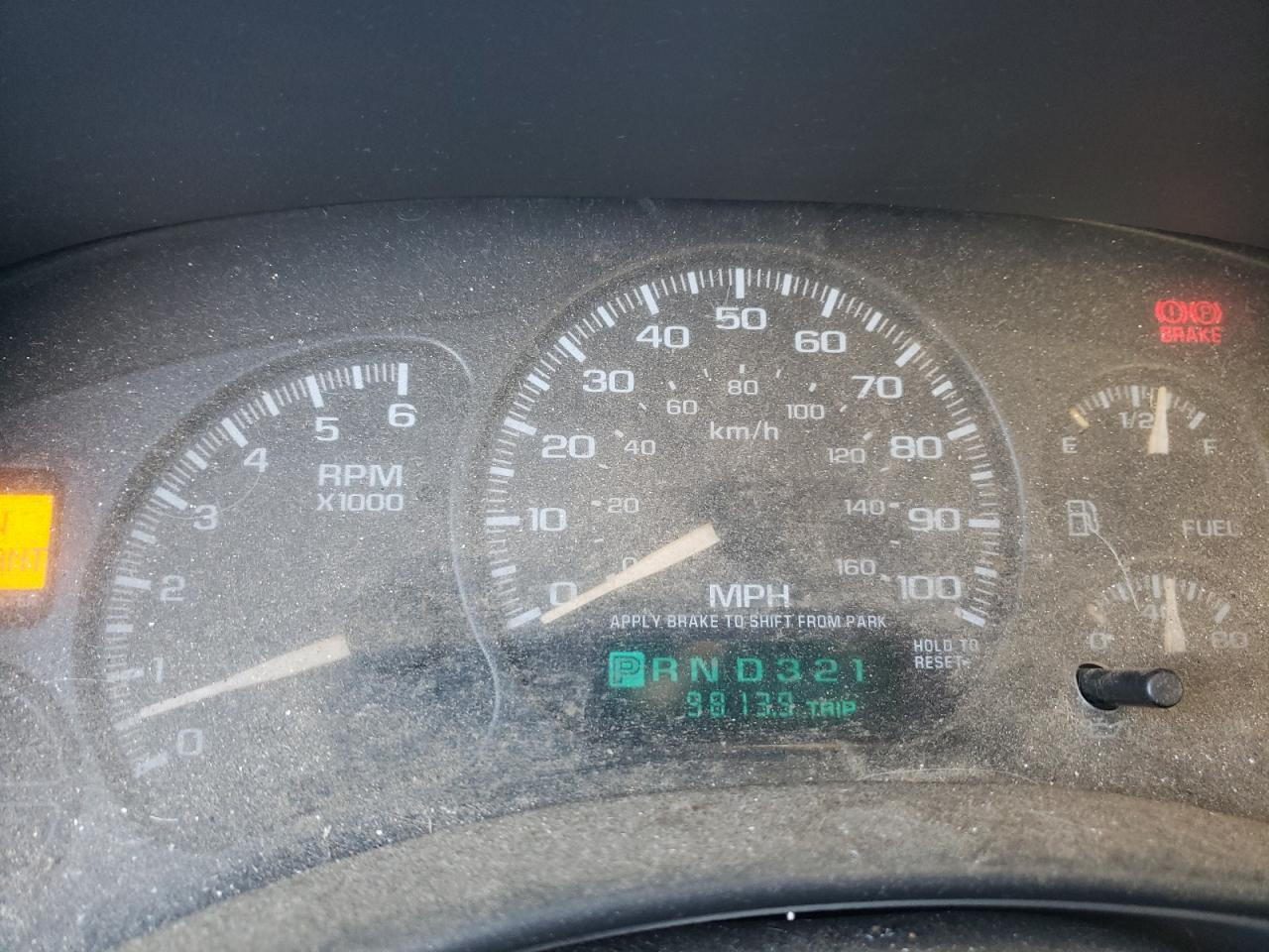 2002 GMC Yukon - Image 9