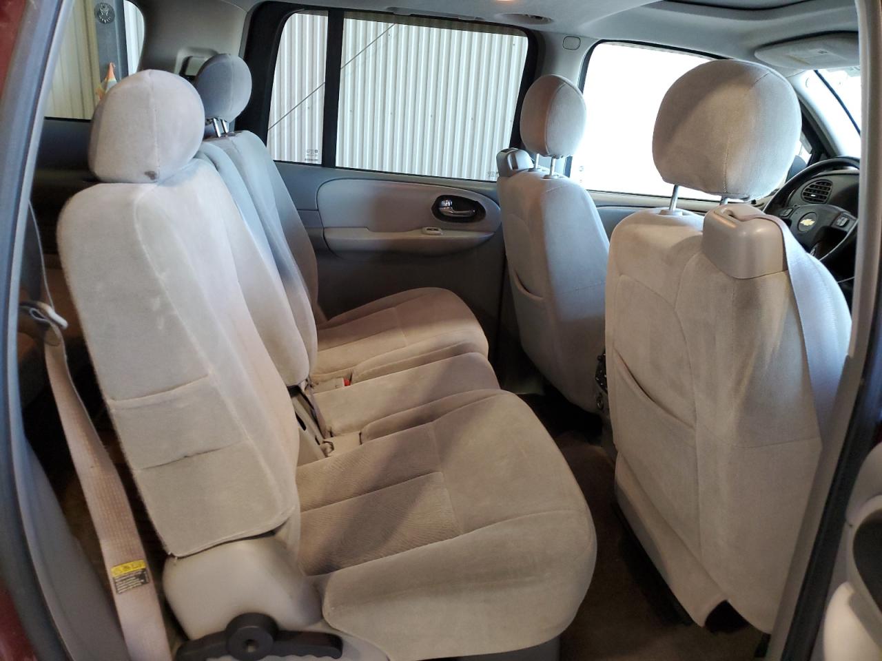 2005 Chevrolet TrailBlazer - Image 11