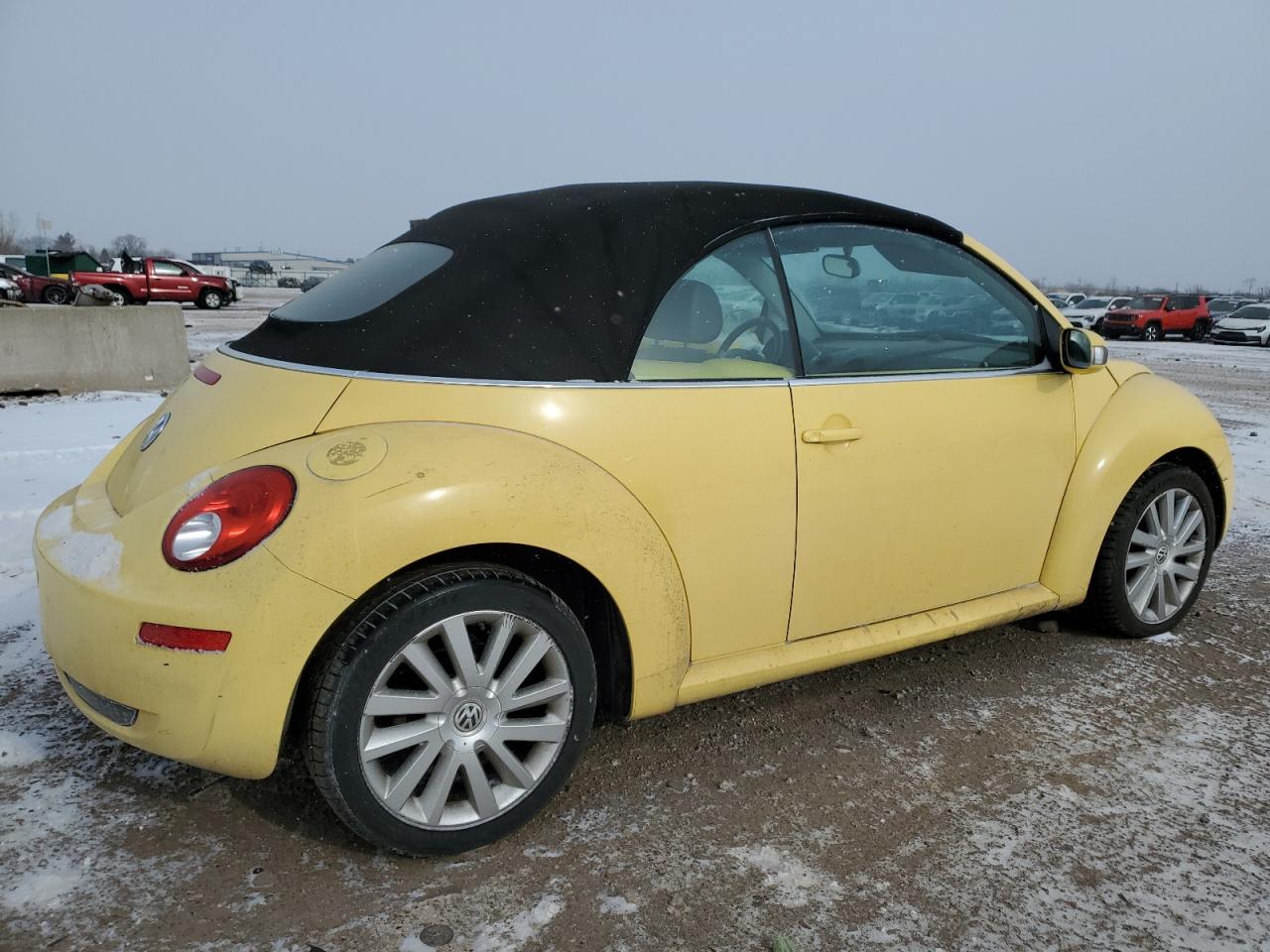 2008 Volkswagen Beetle - Image 3