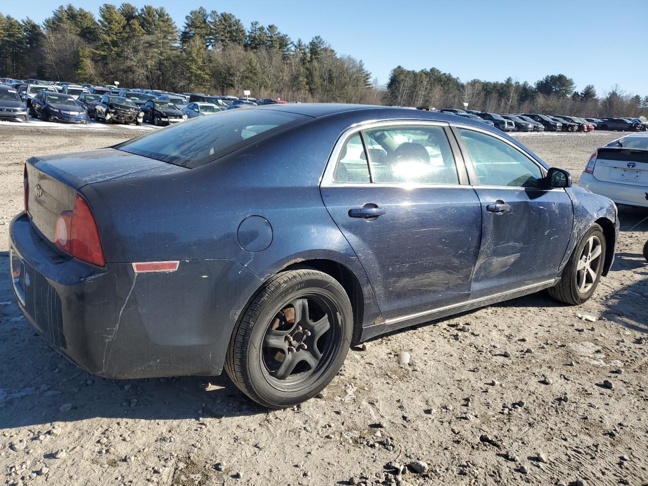 2011 Chevrolet Malibu - Image 3