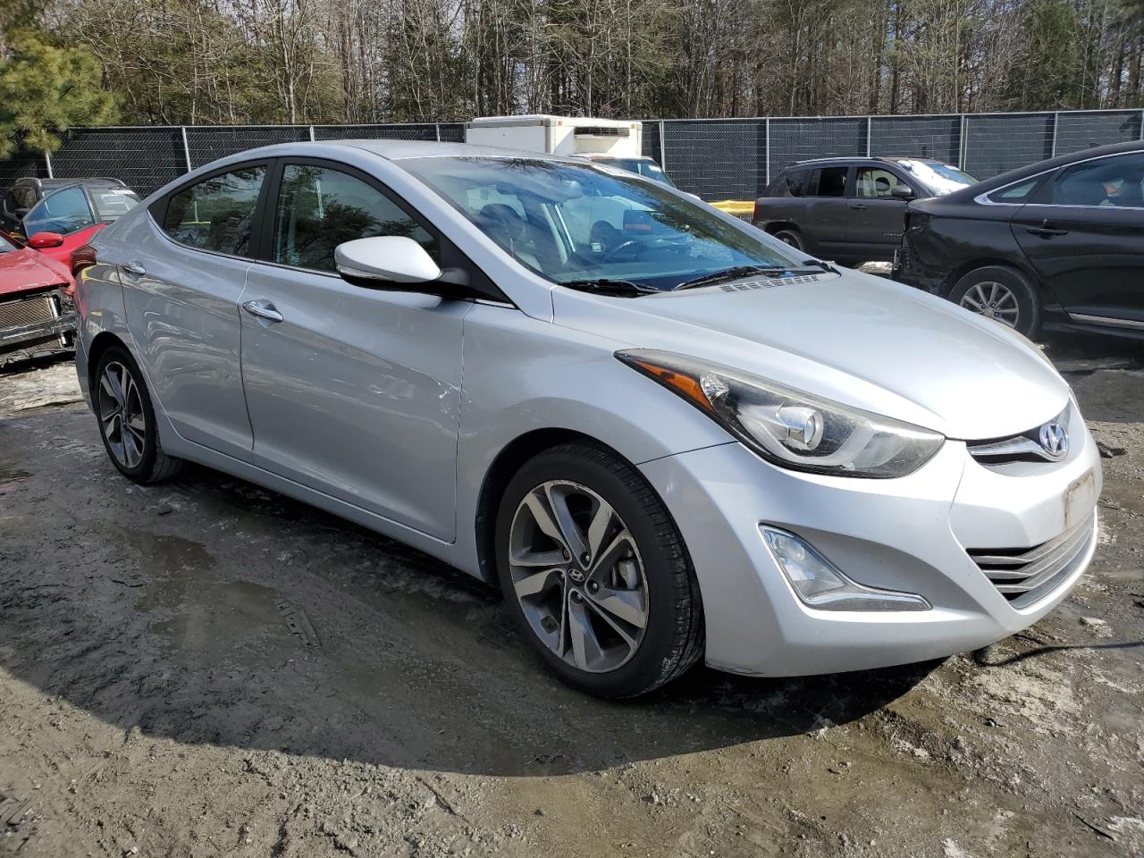 2014 Hyundai Elantra - Image 4