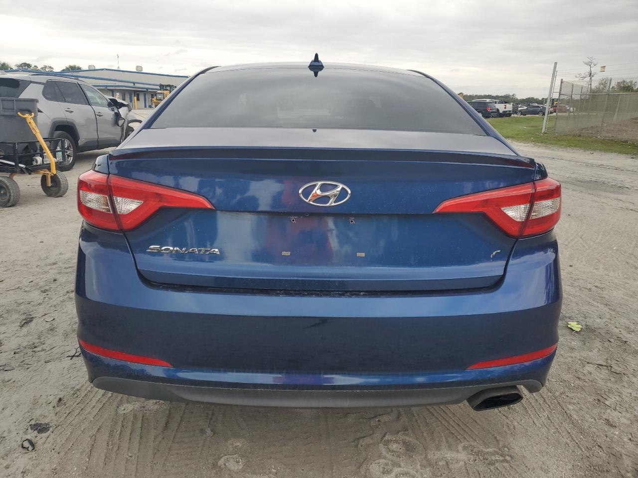 2016 Hyundai Sonata - Image 6