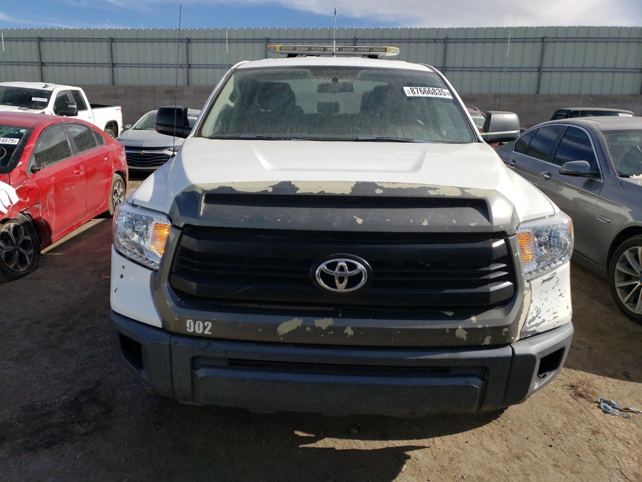 2014 Toyota Tundra - Image 5