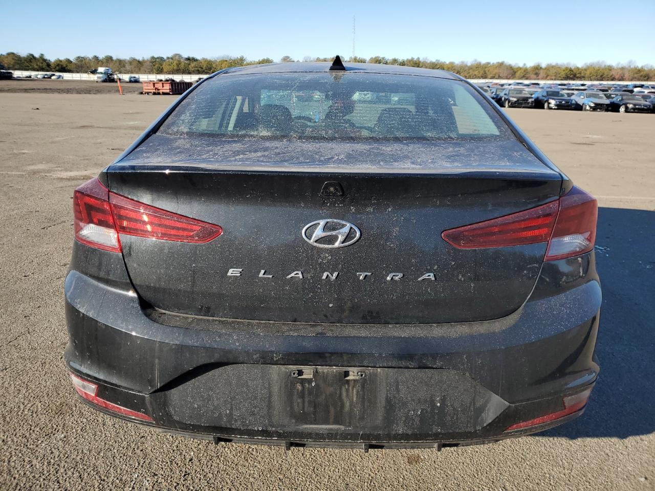 2020 Hyundai Elantra - Image 6