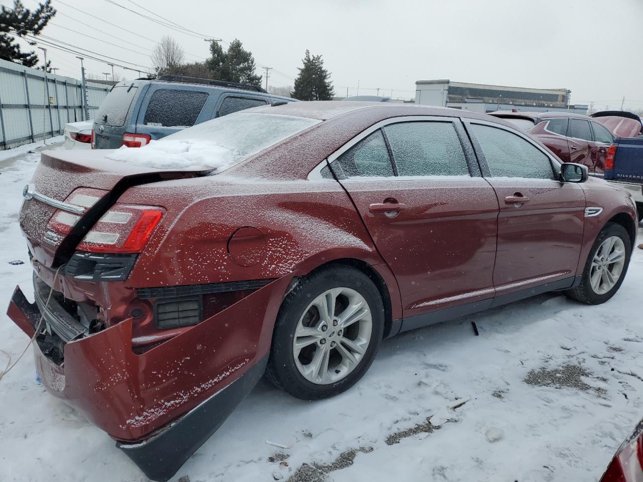 2014 Ford Taurus - Image 3