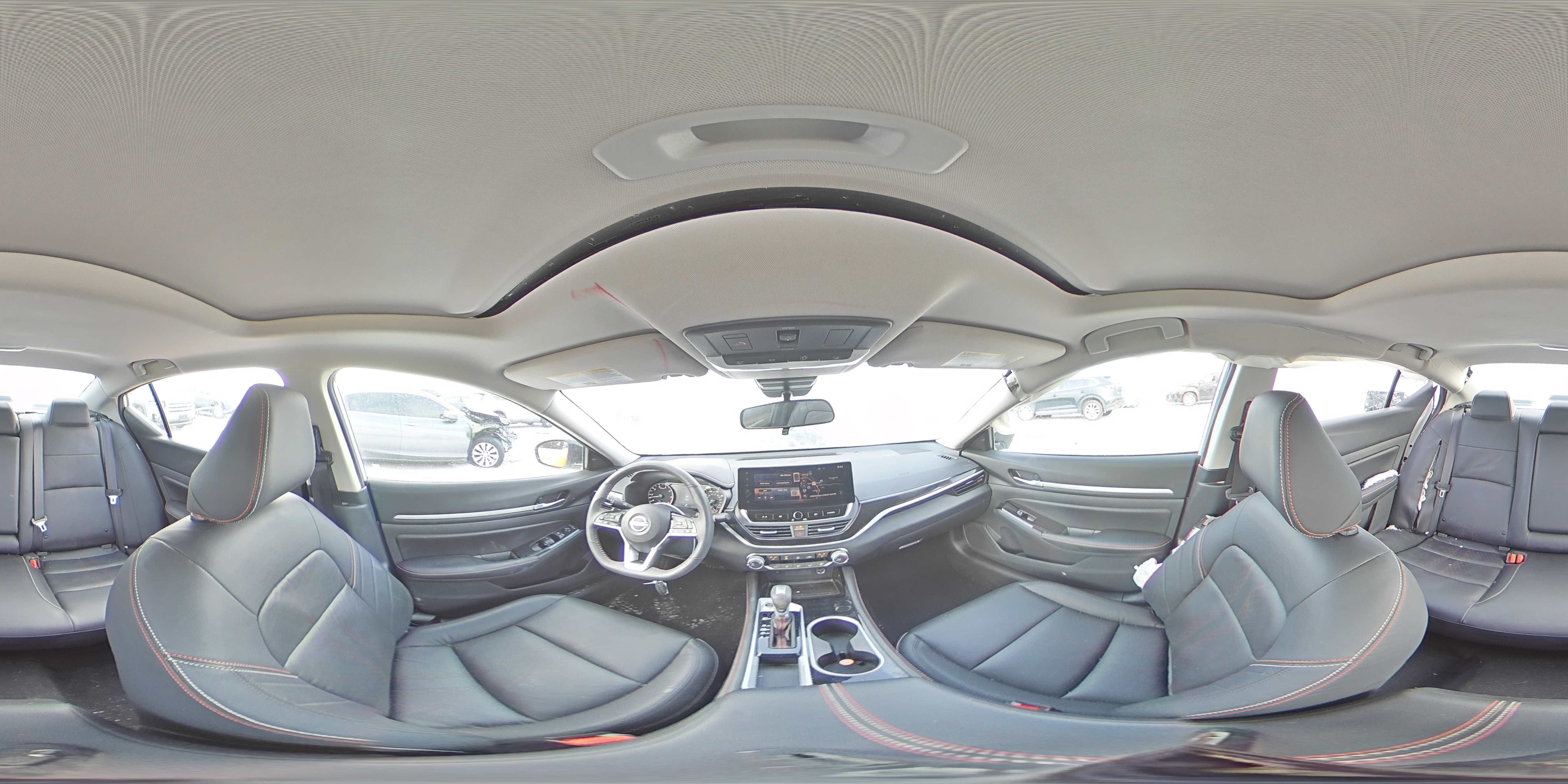 2024 Nissan Altima - Image 12