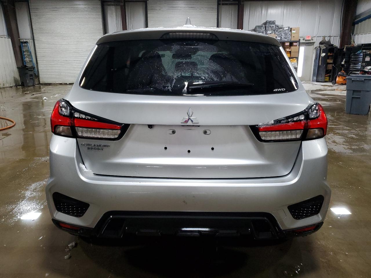 2024 Mitsubishi Outlander - Image 6