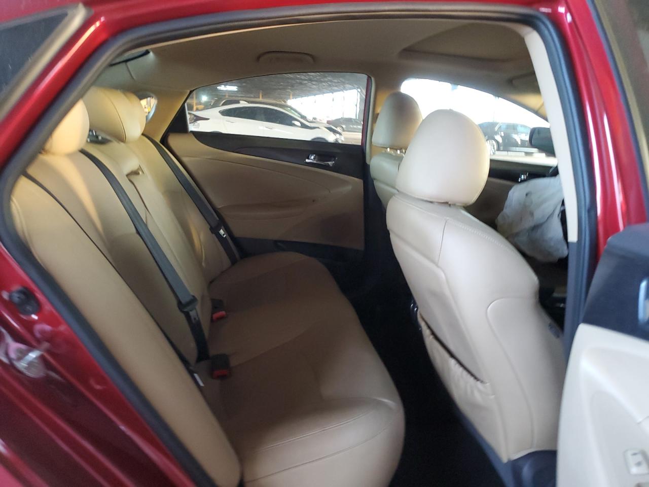 2014 Hyundai Sonata - Image 10