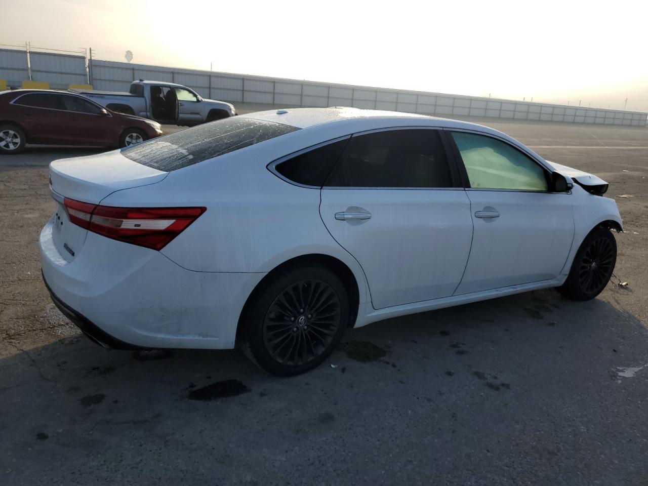 VIN 4T1BK1EB2GU234691 2016 TOYOTA AVALON no.3