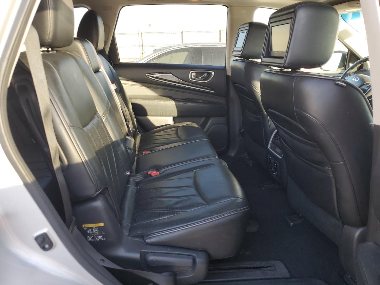 2015 Infiniti QX60 - Image 11