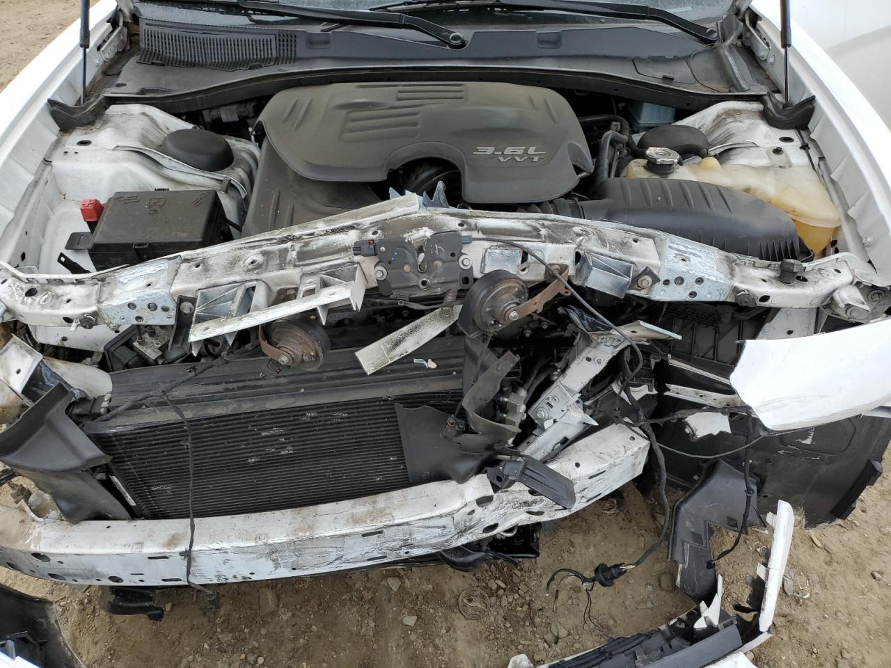2019 Dodge Charger - Image 12
