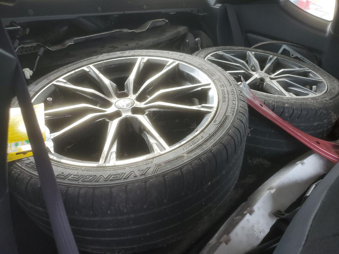 2017 Toyota GT86 - Image 10