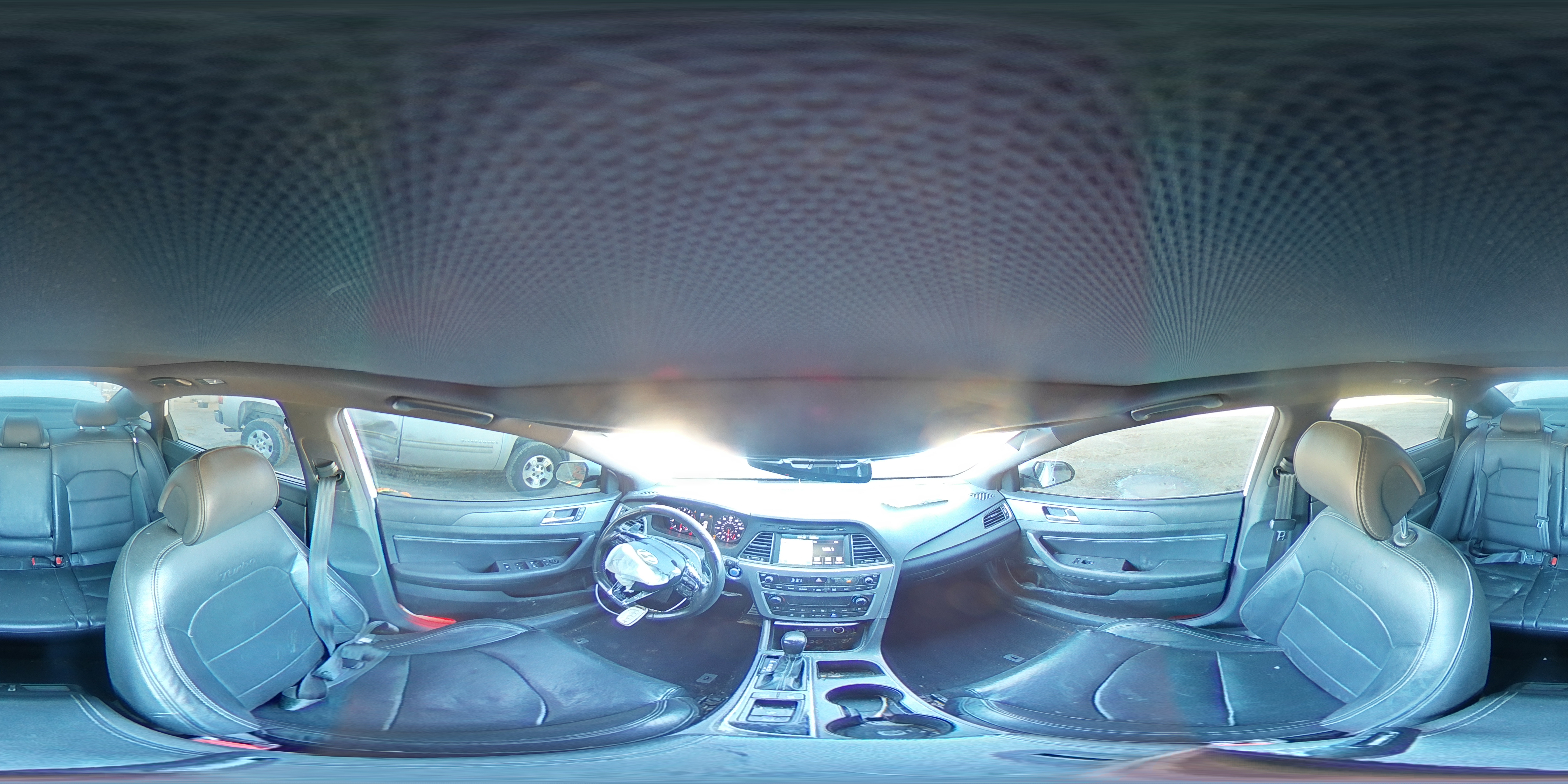 2015 Hyundai Sonata - Image 13