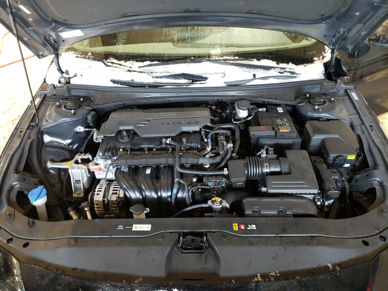 2024 Hyundai Elantra - Image 11