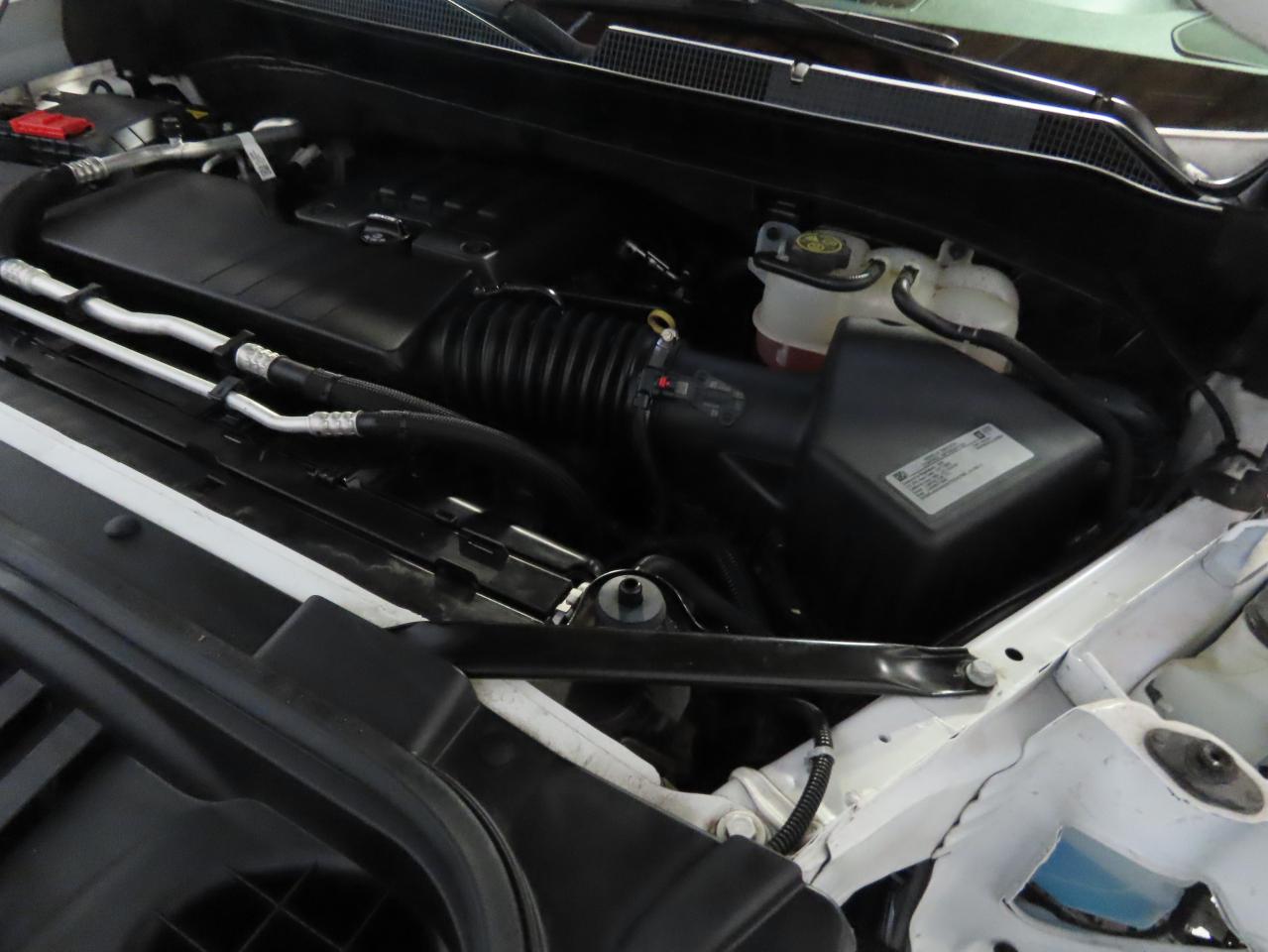 2020 Chevrolet Silverado - Image 7