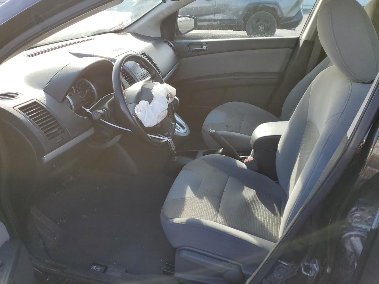2011 Nissan Sentra - Image 7