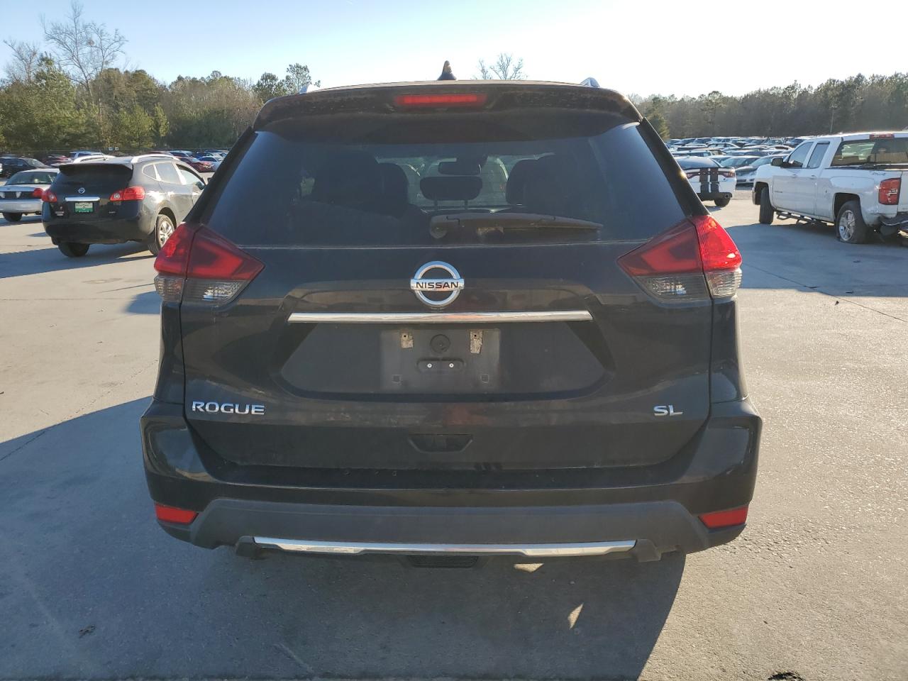 2018 Nissan Rogue - Image 6