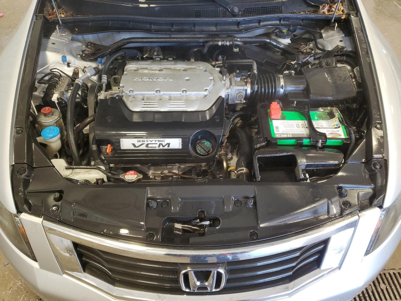 2008 Honda Accord - Image 11