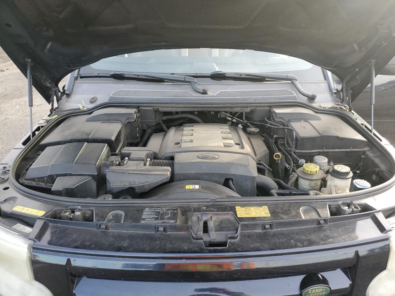 2006 Land Rover LR3 - Image 12