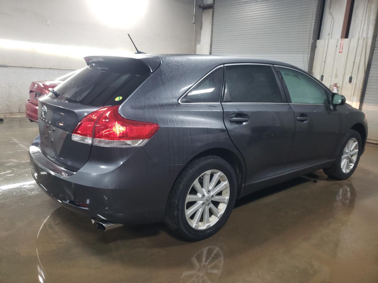 2010 Toyota Venza - Image 3