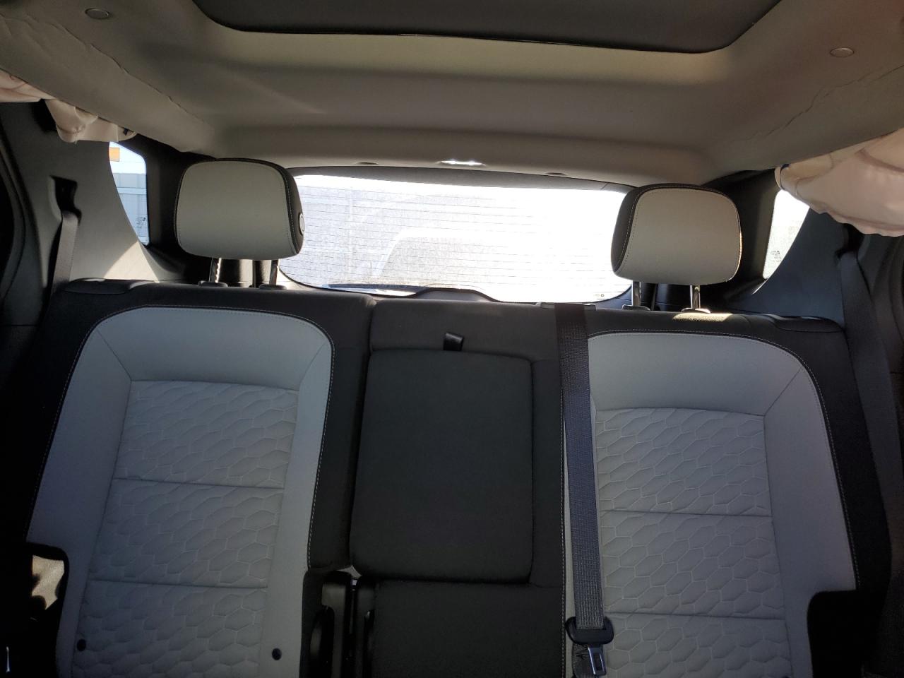 2018 Chevrolet Equinox - Image 10