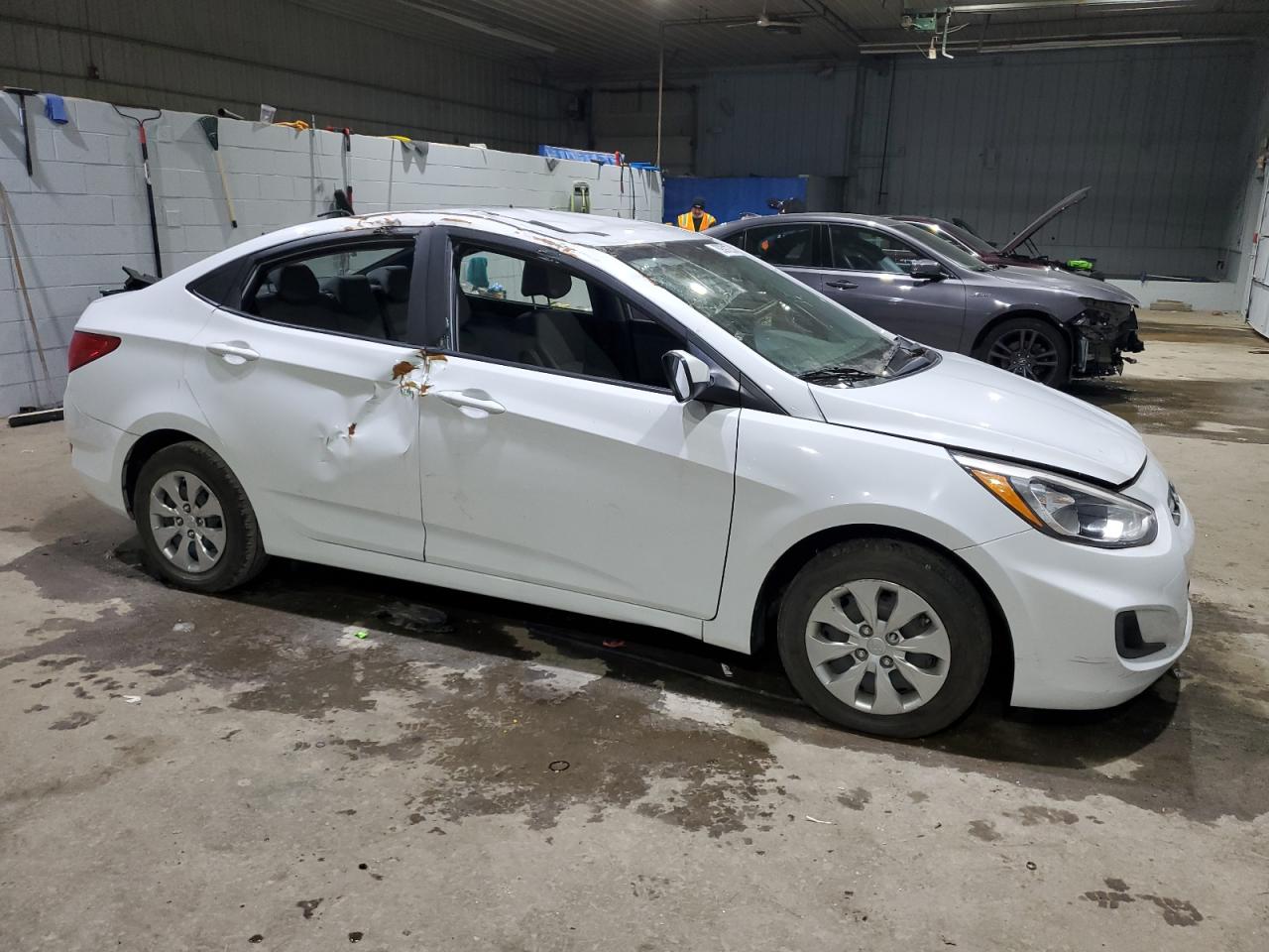 2017 Hyundai Accent - Image 4